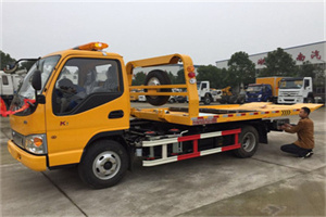 新兴区哪里有拖车服务