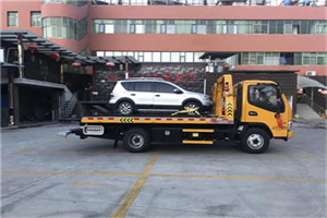 新兴区汽车紧急补胎换胎救援