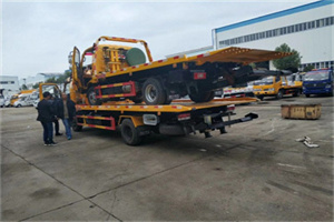 新兴区同城汽车补胎